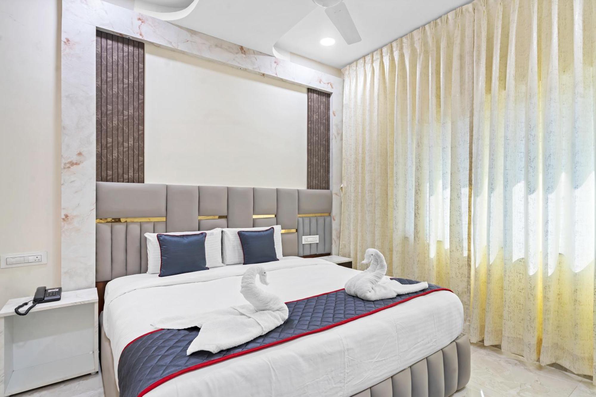 Hotel Sky Land Khammam Exterior foto