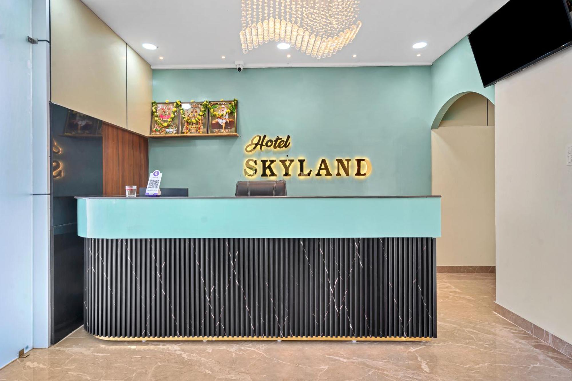 Hotel Sky Land Khammam Exterior foto