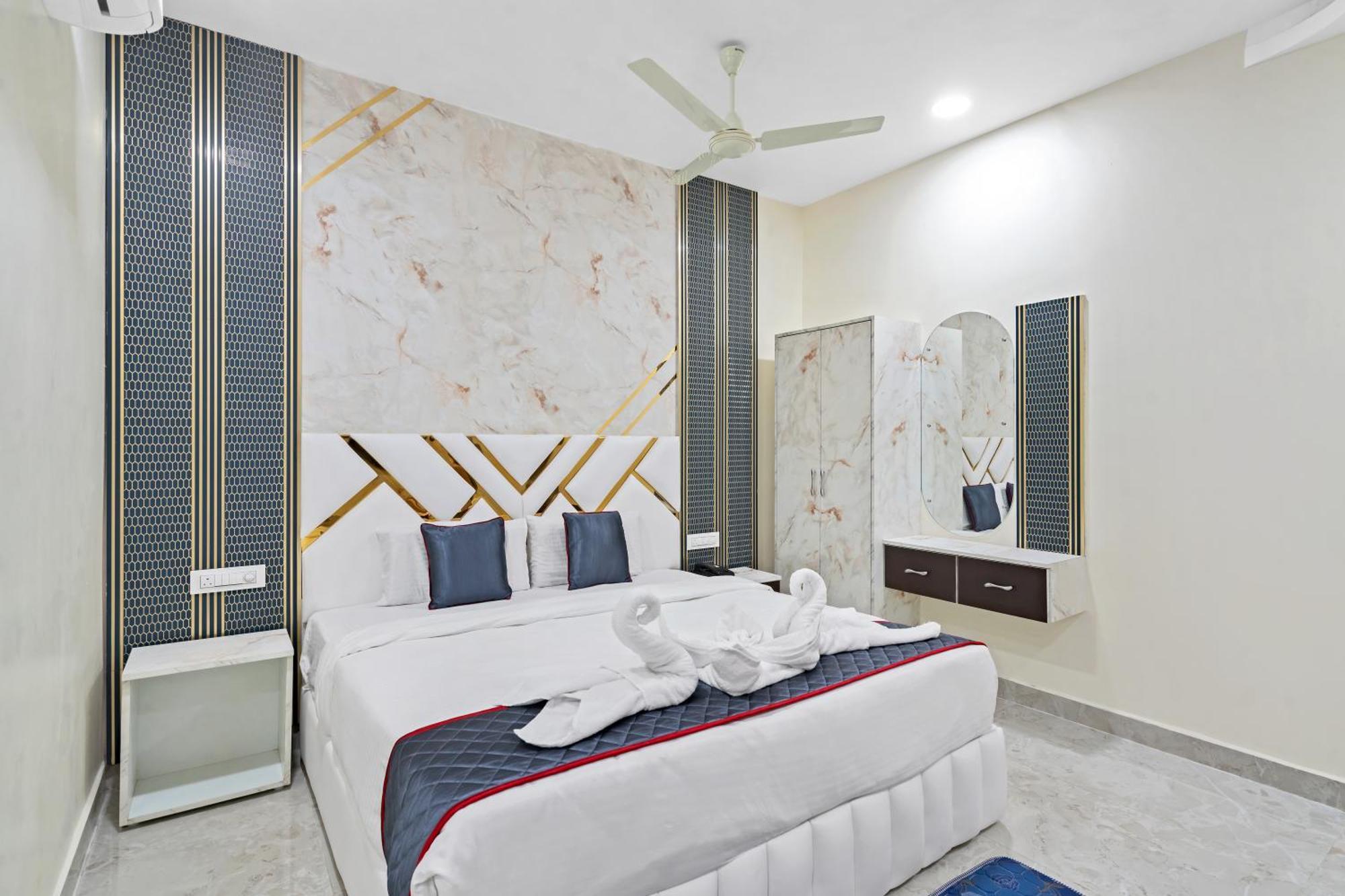Hotel Sky Land Khammam Exterior foto